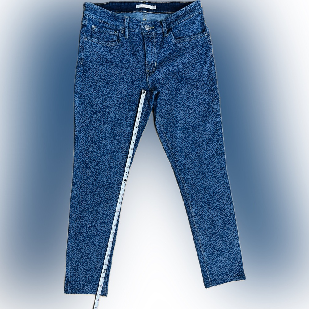 Like New Levi's SZ 30 blue/blue leopard print stretch skinny jeans/waist 30”-32” - Picture 8 of 8